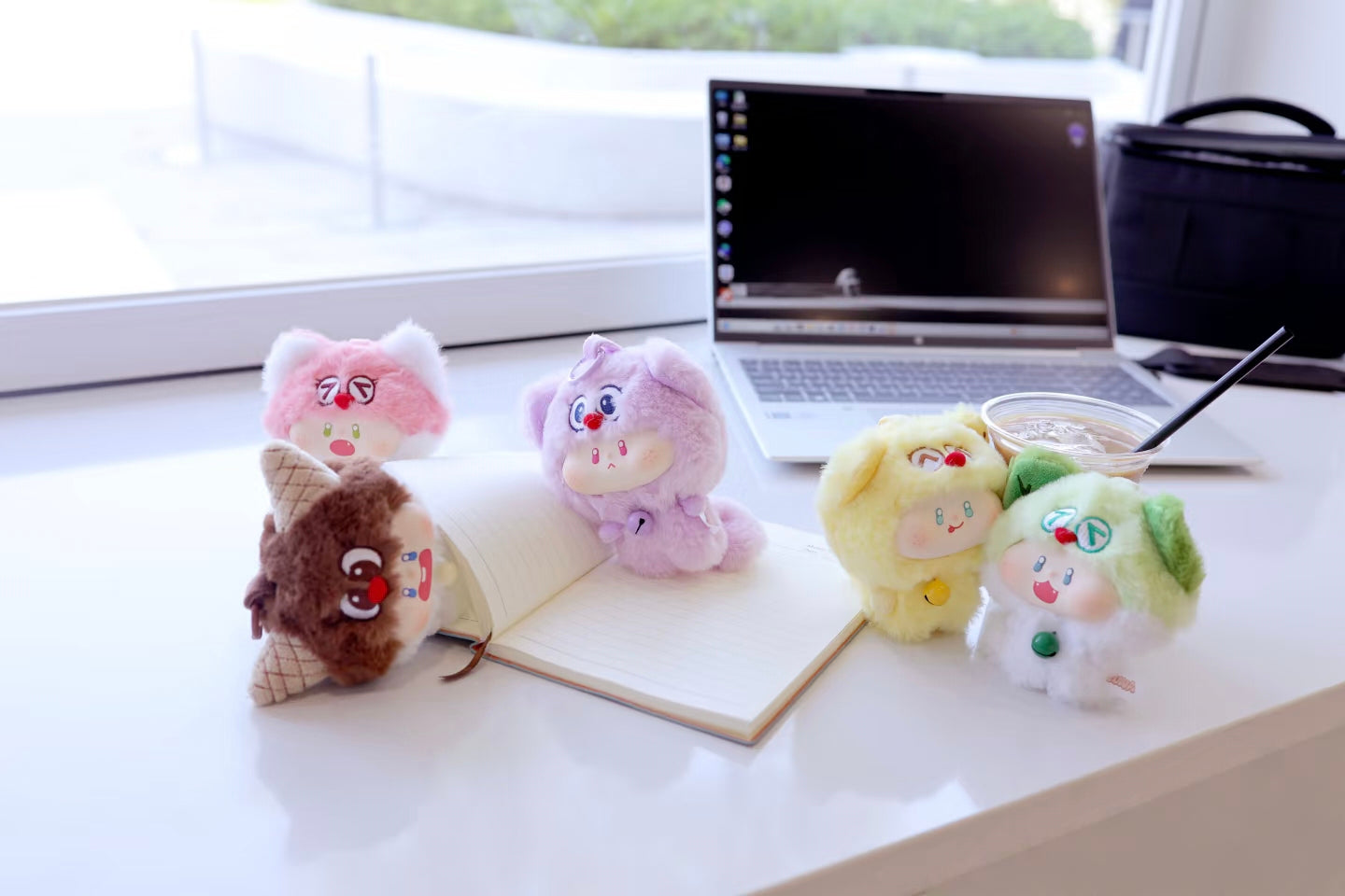 Runa Sweet Cat Park Plush Blind Box | Vinyl Face Fluffy Cat Plush | 13cm | 6 Designs + Secret | Cute Gift