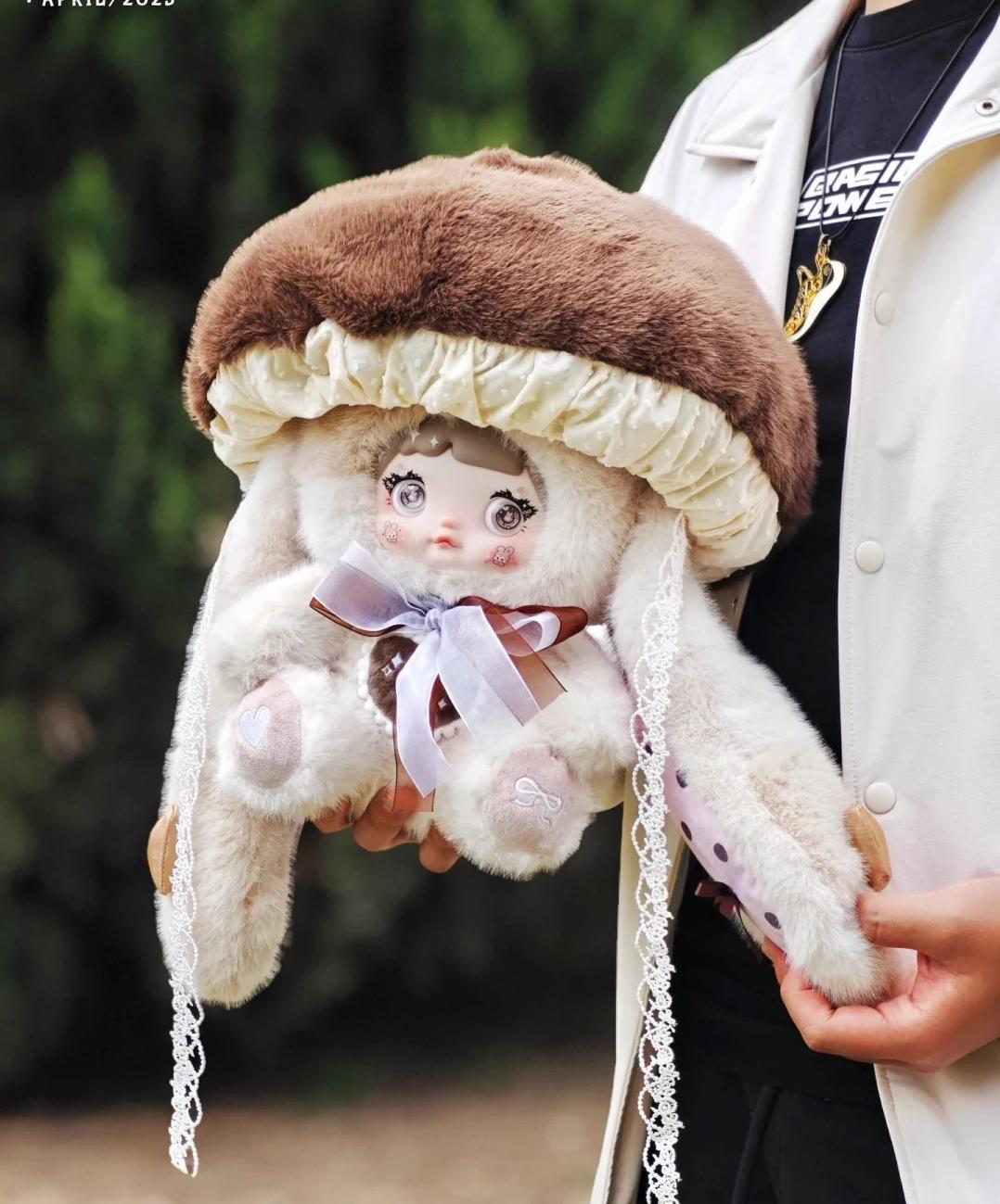 Nommi 400% Mushroom Hat Blind Box