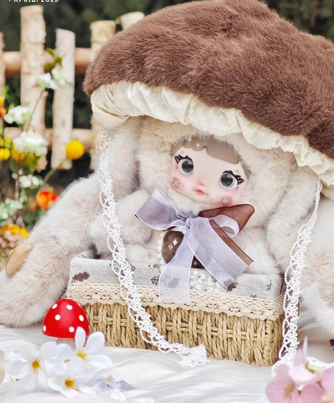 Nommi 400% Mushroom Hat Blind Box