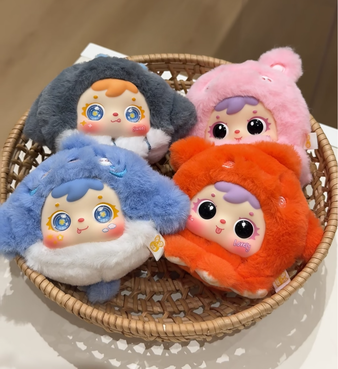 Samuel  “Ocean Parade” Plush Blind Box Collection｜Chibi Ocean Friends × Ultra-Soft Cozy Design Official Licensed Edition｜7 Designs Total (Including Secret)｜Random Blind Box Collectible Desk Display Christmas & Birthday Gift