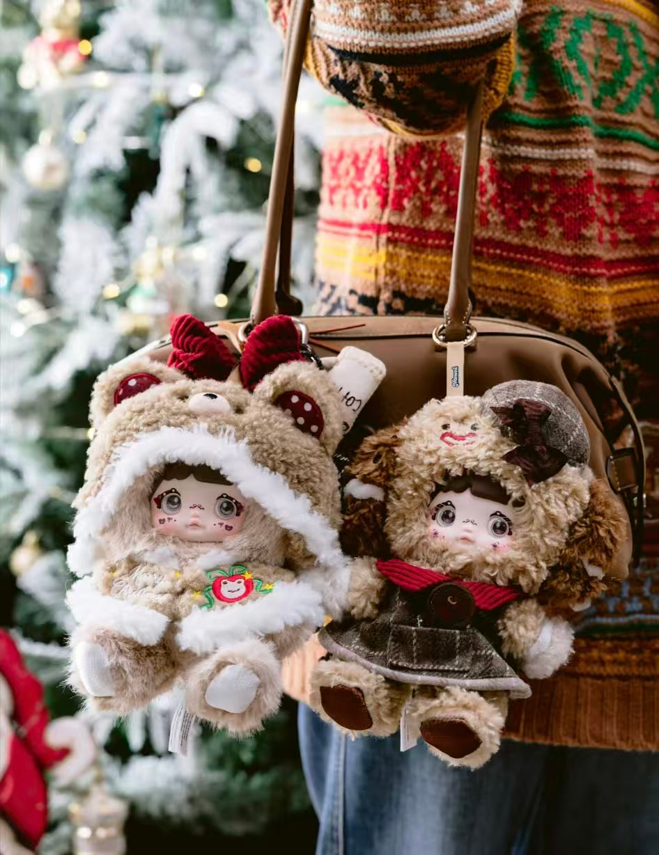 Nommi “Magical Christmas Night” Plush Doll | 20–24cm Soft Holiday Plush with 3 Interchangeable Eye Parts | Cozy Designer Gift